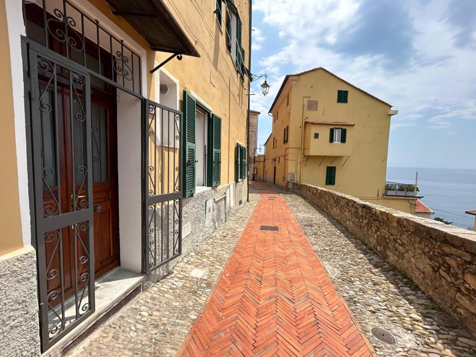 Casa Vacanze Merletto Imperia Eksteriør bilde